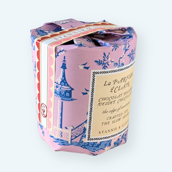 Tester: Gift Wrap Candle - Modern Toile