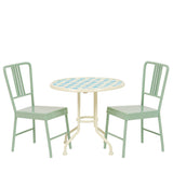 Table and Chairs Fresh Green Floral Pattern