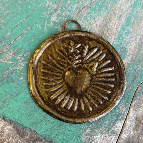 Brass Medallions: Oval Crown Hearts