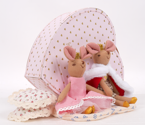 King and Queen Mice in Heart Shape Box