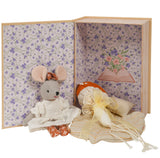 Mouse and the Mushroom Wonder Forest Set Brown