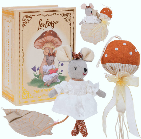 Mouse and the Mushroom Wonder Forest Set Brown
