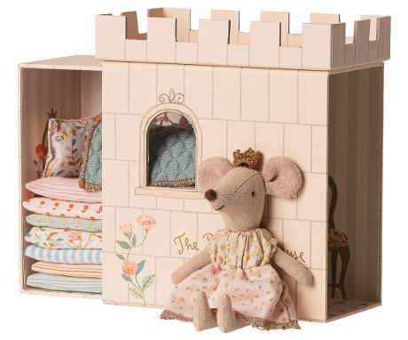 Princess on the Pea, Big Sister Mouse